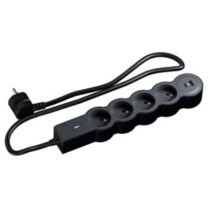 MULTIPRISE 4 PRISES AVEC 2PÔLES+TERRE STANDARD INTERRUPTEUR USB A+C 1,5M 1MM2 NOIR